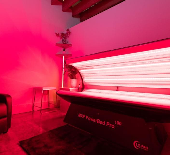 Combining Red Light Therapy with Other Wellness Treatments